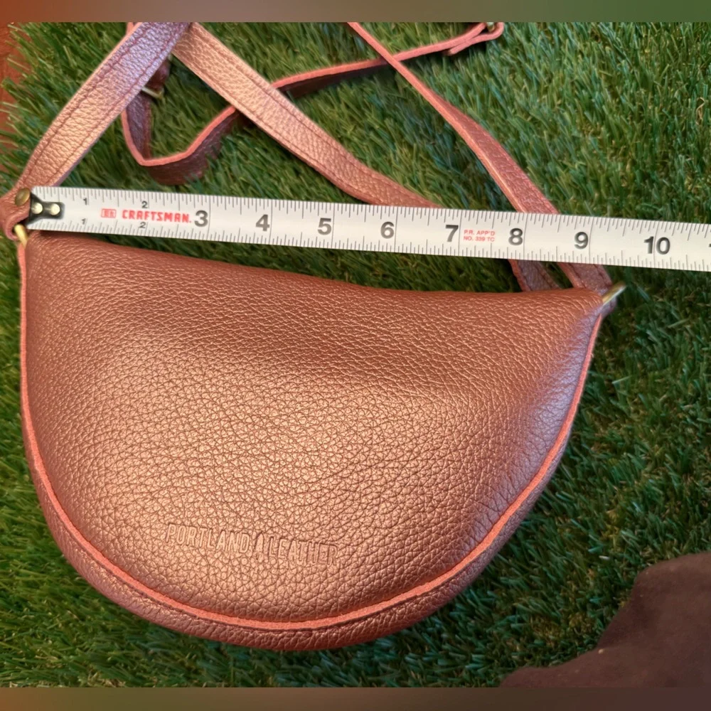 Small Supernova Koala Sling Bag Portland Leather Goods - Picture 4 of 8